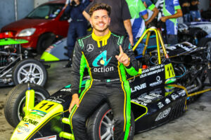 Lucas Freitas é campeão paulista de F1600 em 2023 | foto: Humberto da Sivla